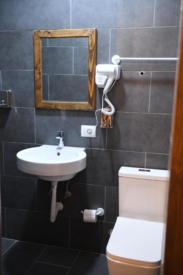 Anhel Hotel Берат Номер фото