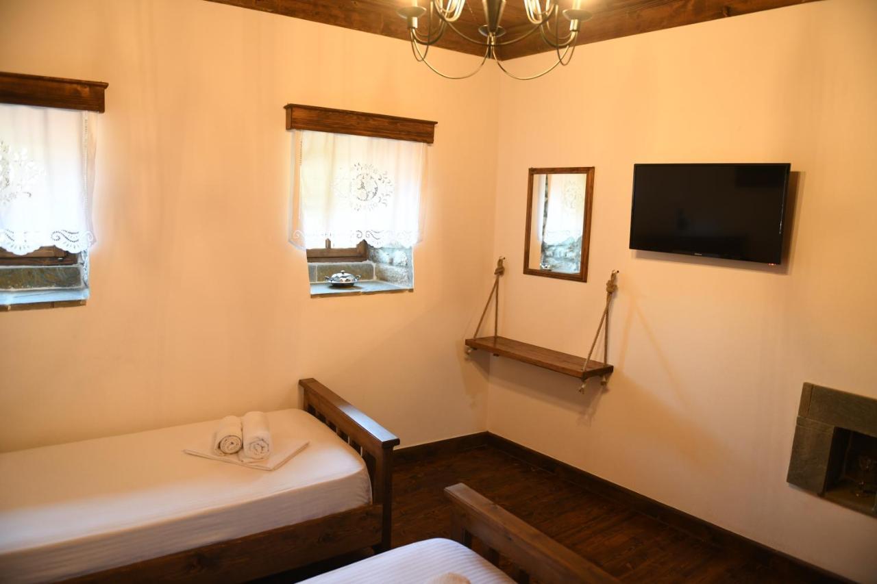 Anhel Hotel Берат Екстер'єр фото