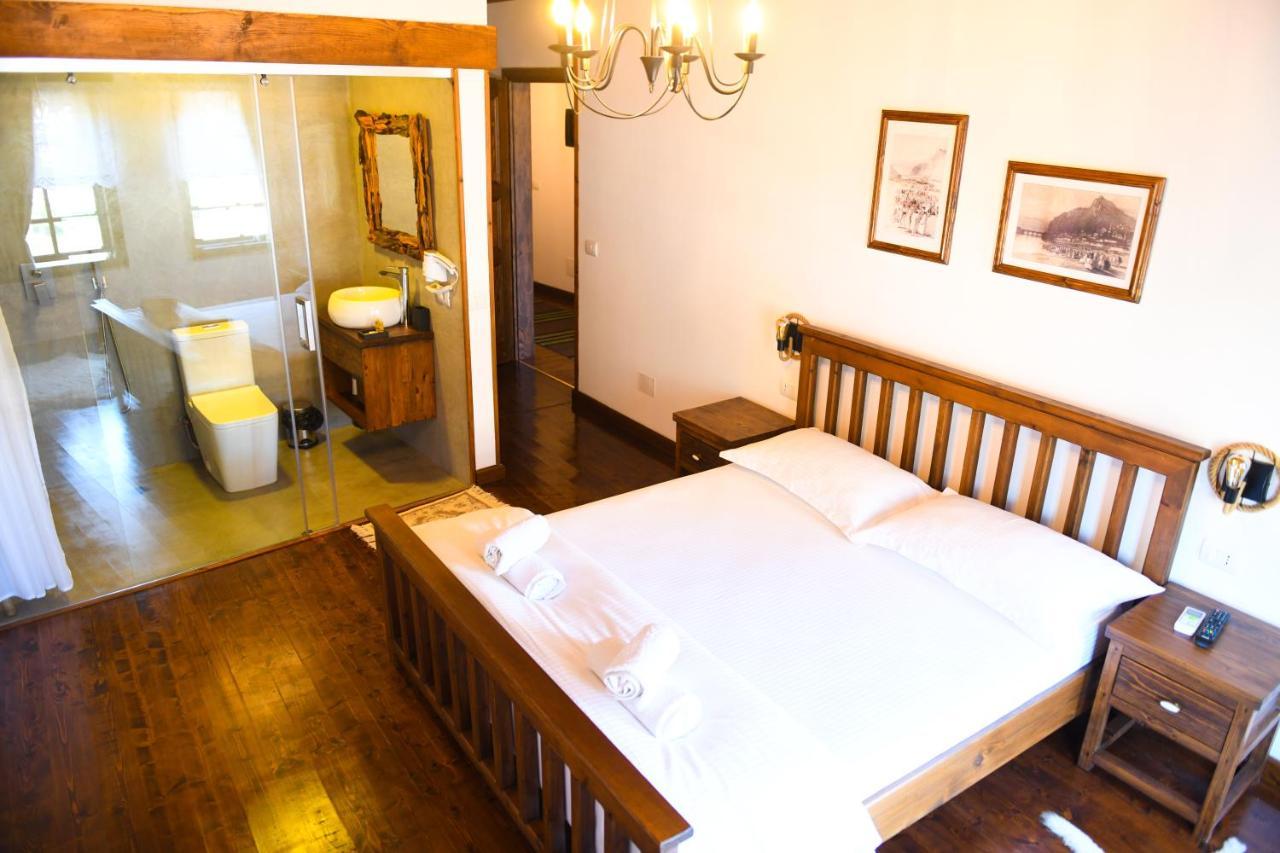 Anhel Hotel Берат Екстер'єр фото