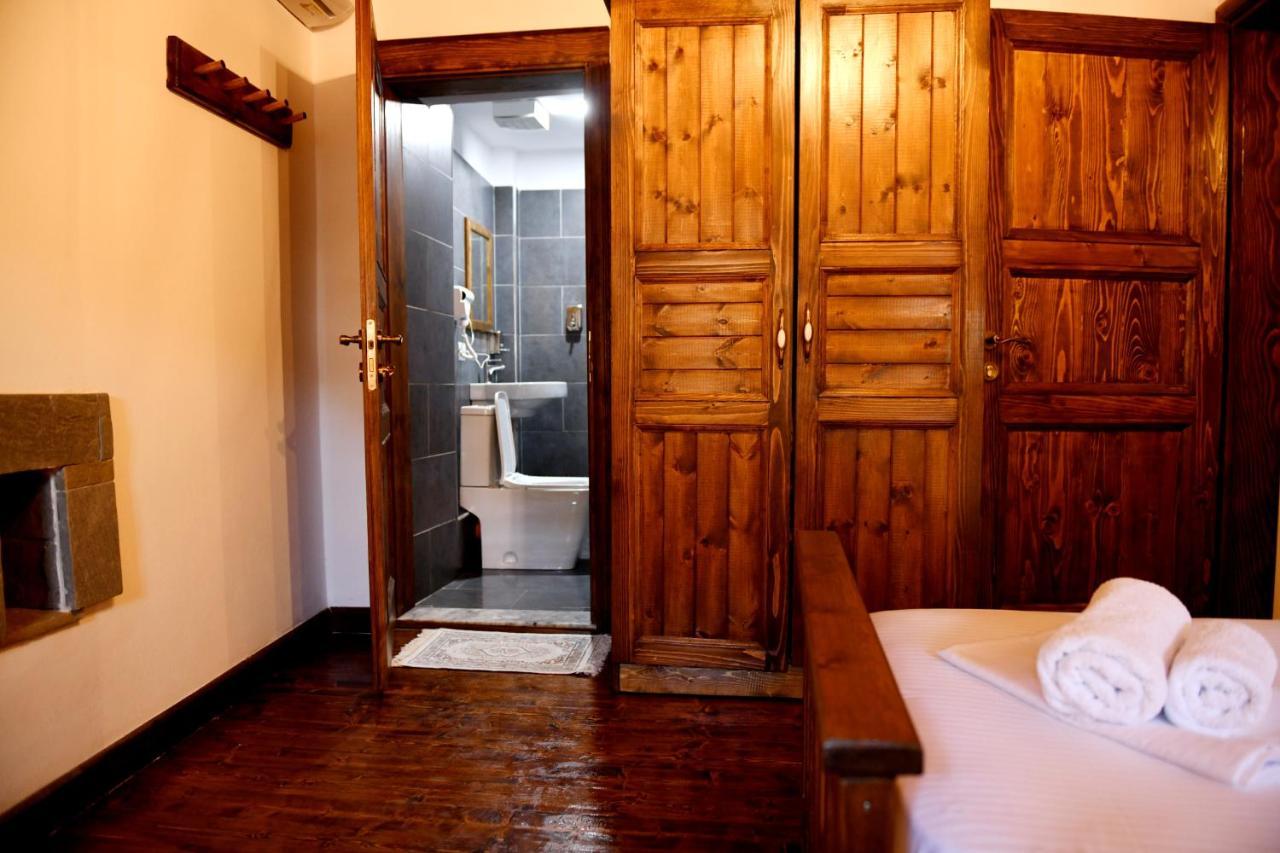 Anhel Hotel Берат Екстер'єр фото